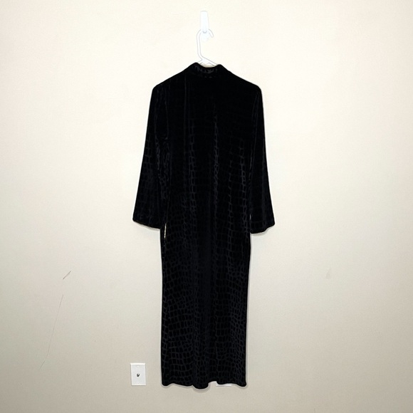 Vintage Natori Black Croc Velour Full Zip Robe - Picture 2 of 7